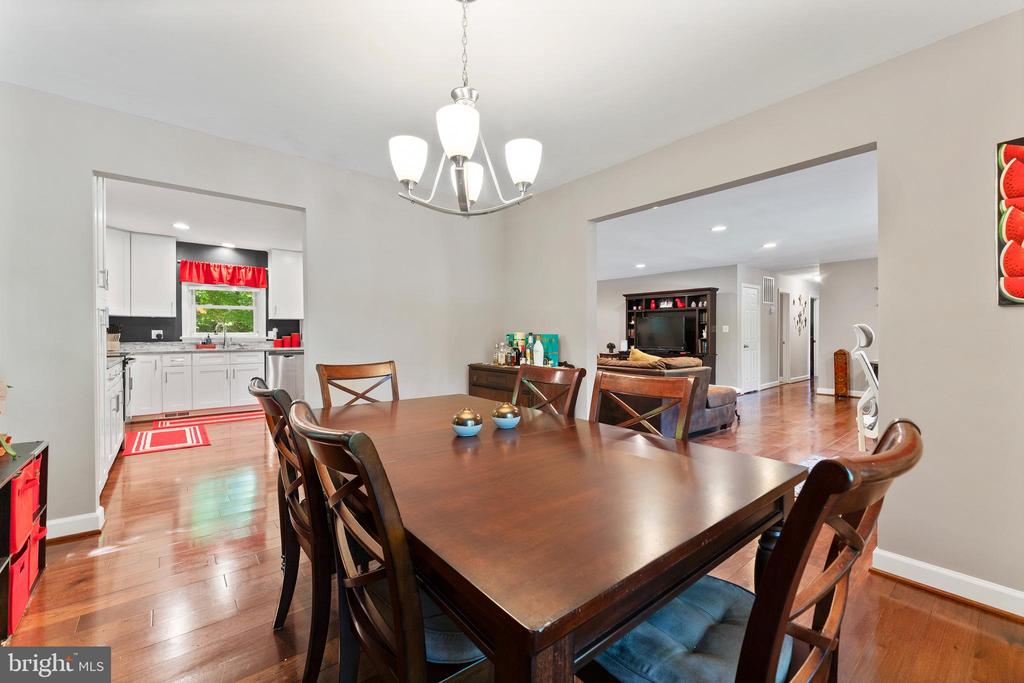 34 GREENRIDGE DRIVE