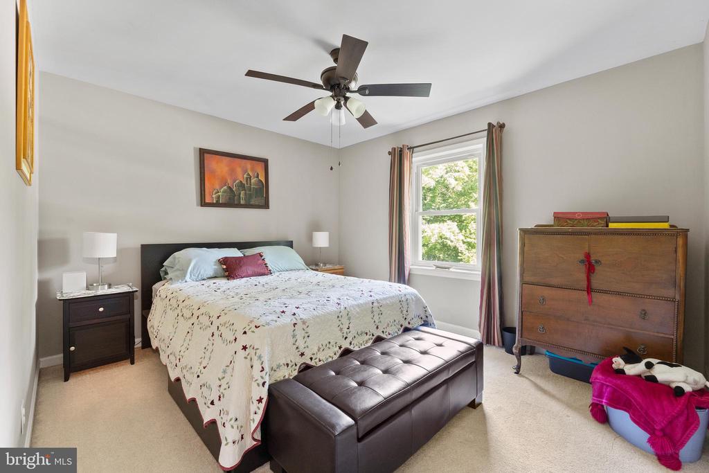 34 GREENRIDGE DRIVE