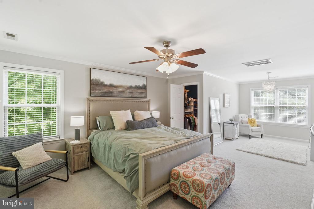12 PIN OAK COURT