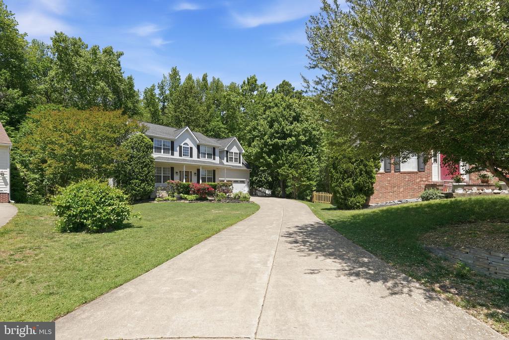 12 PIN OAK COURT
