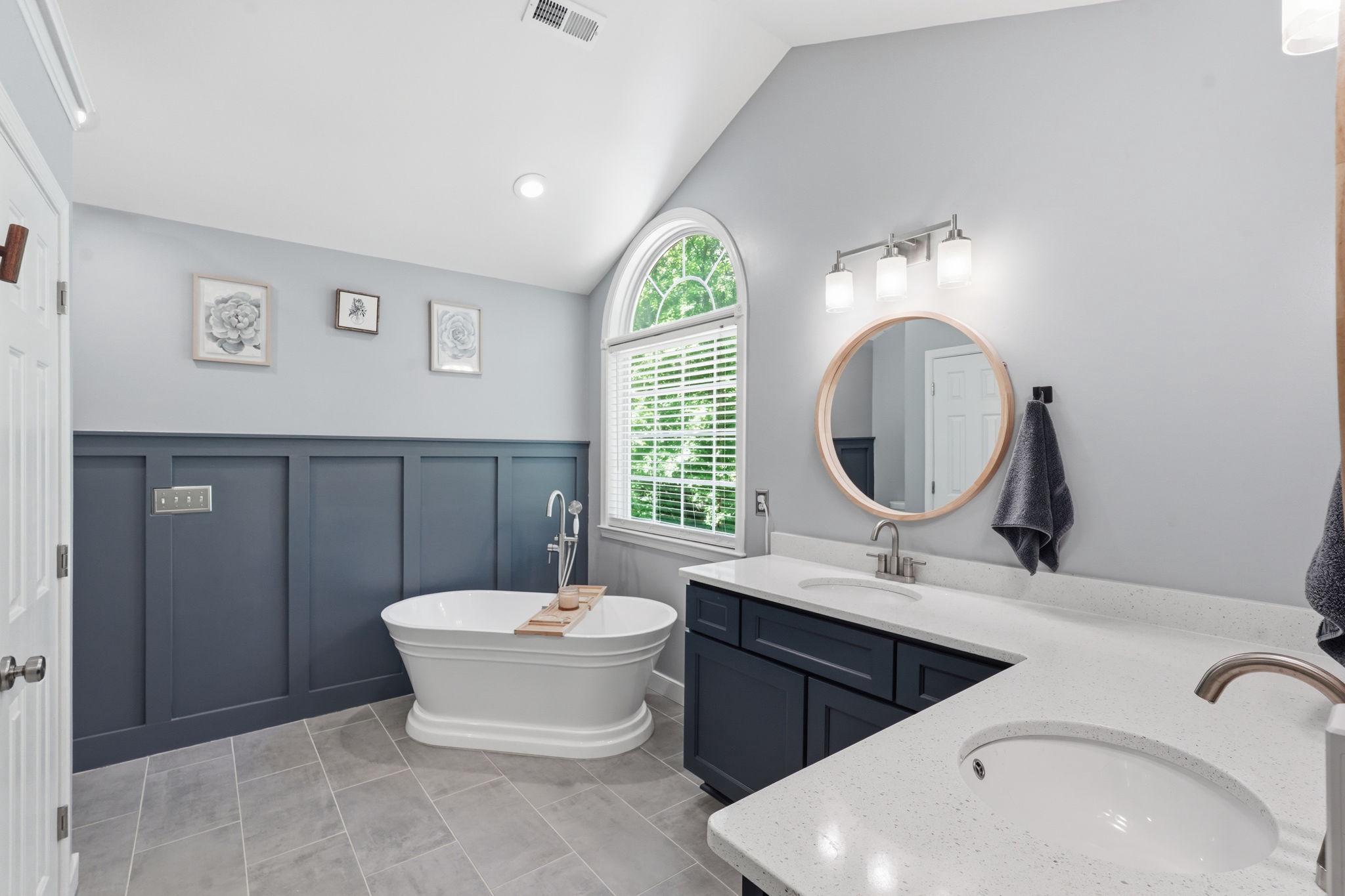 12 PIN OAK COURT