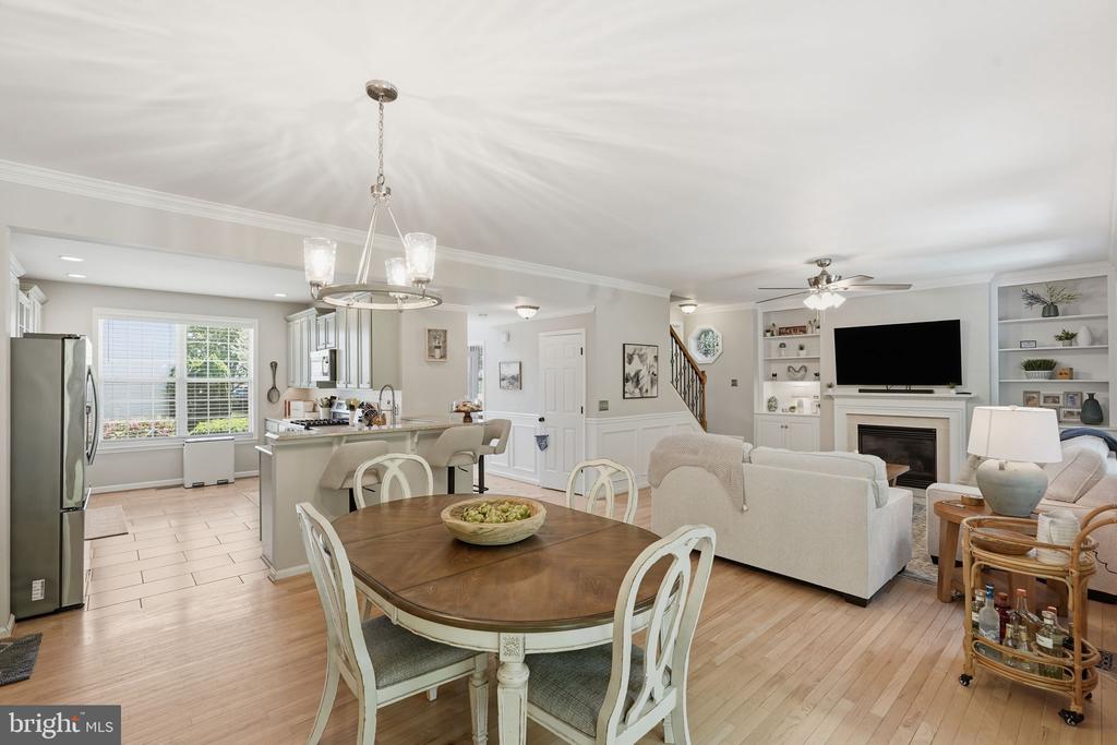 12 PIN OAK COURT