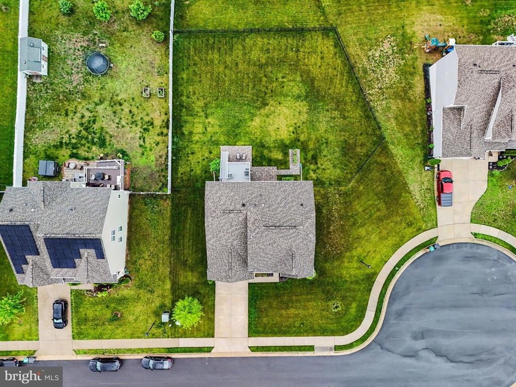 119 OLD OAKS COURT