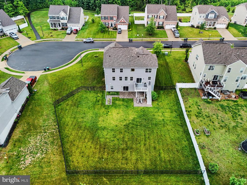 119 OLD OAKS COURT