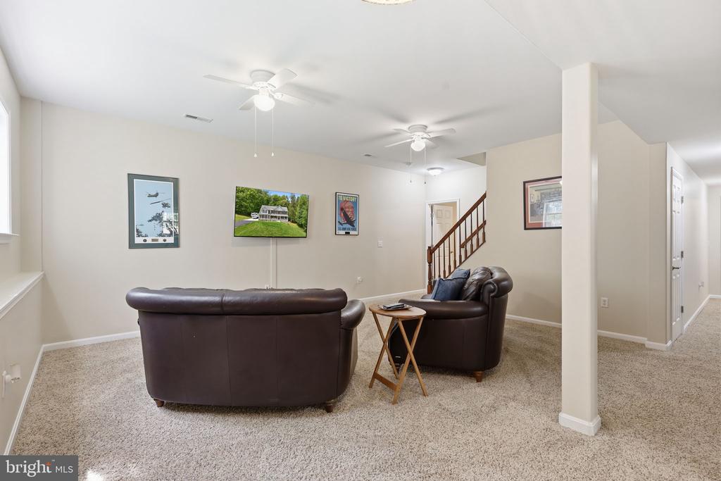 10 QUARTER HORSE COURT