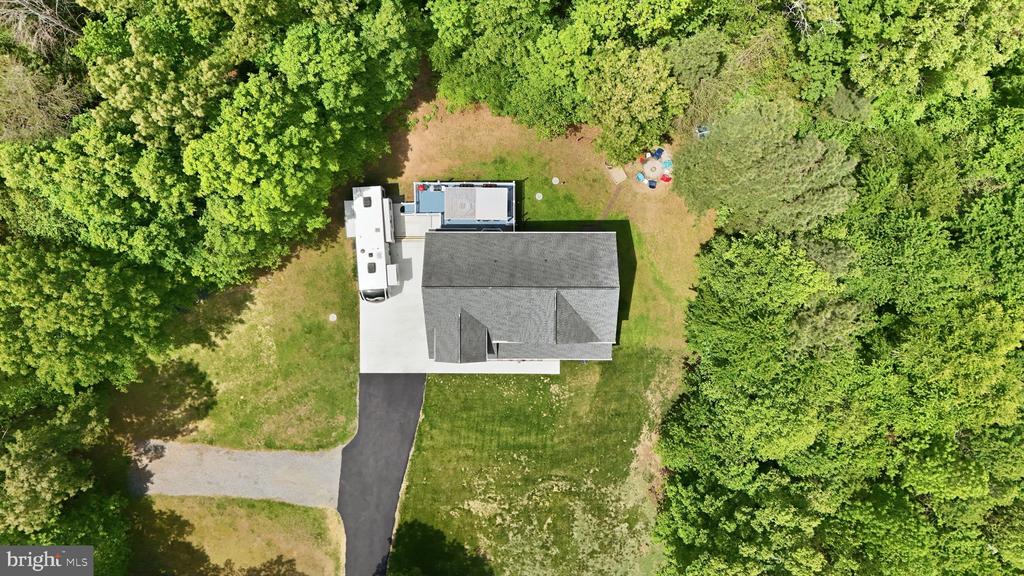 10 QUARTER HORSE COURT