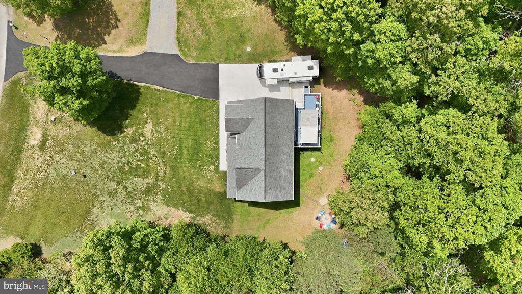 10 QUARTER HORSE COURT