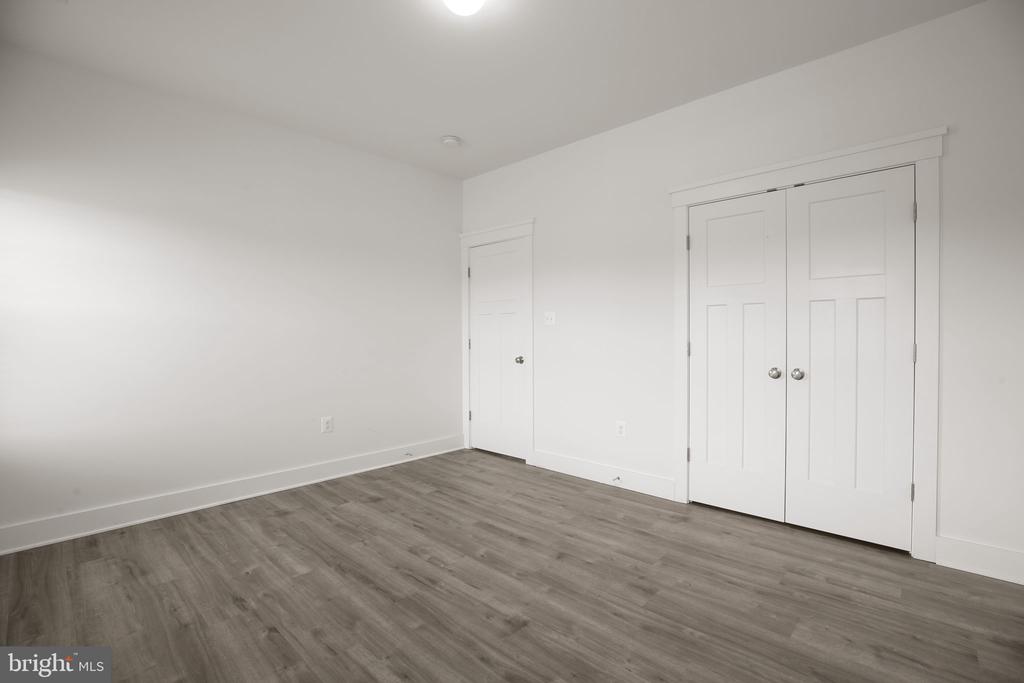 109 ROBELI WAY
