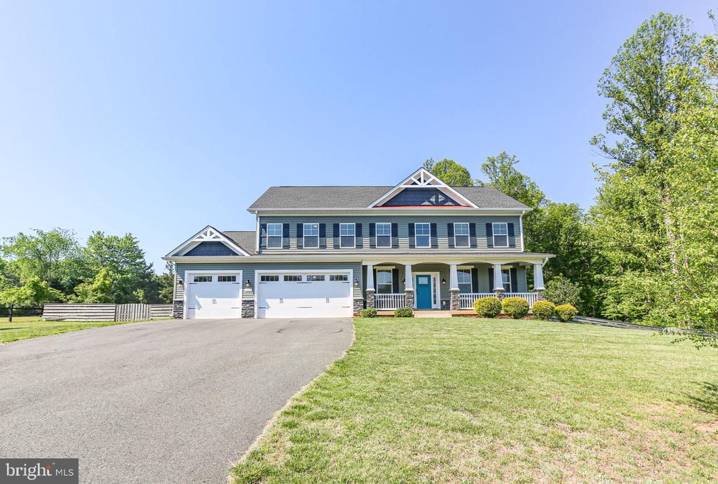 109 ROBELI WAY