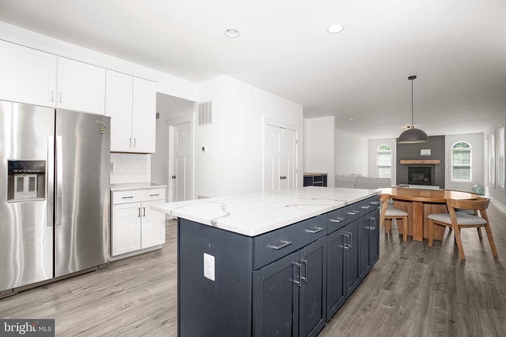 109 ROBELI WAY