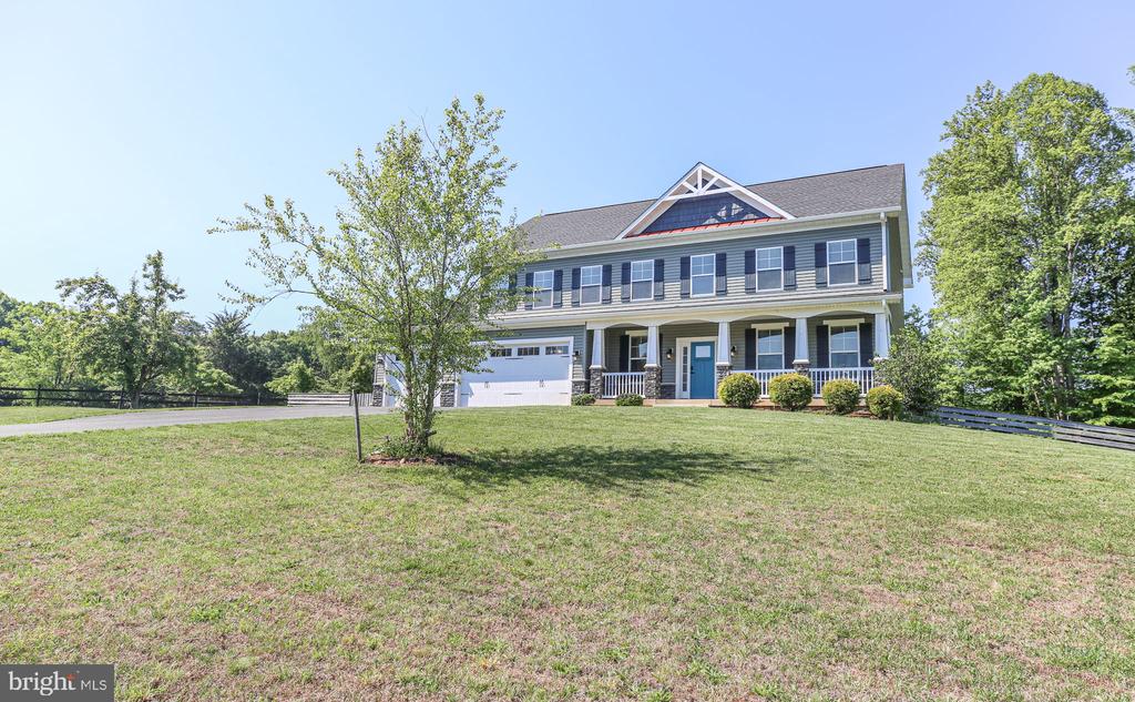 109 ROBELI WAY