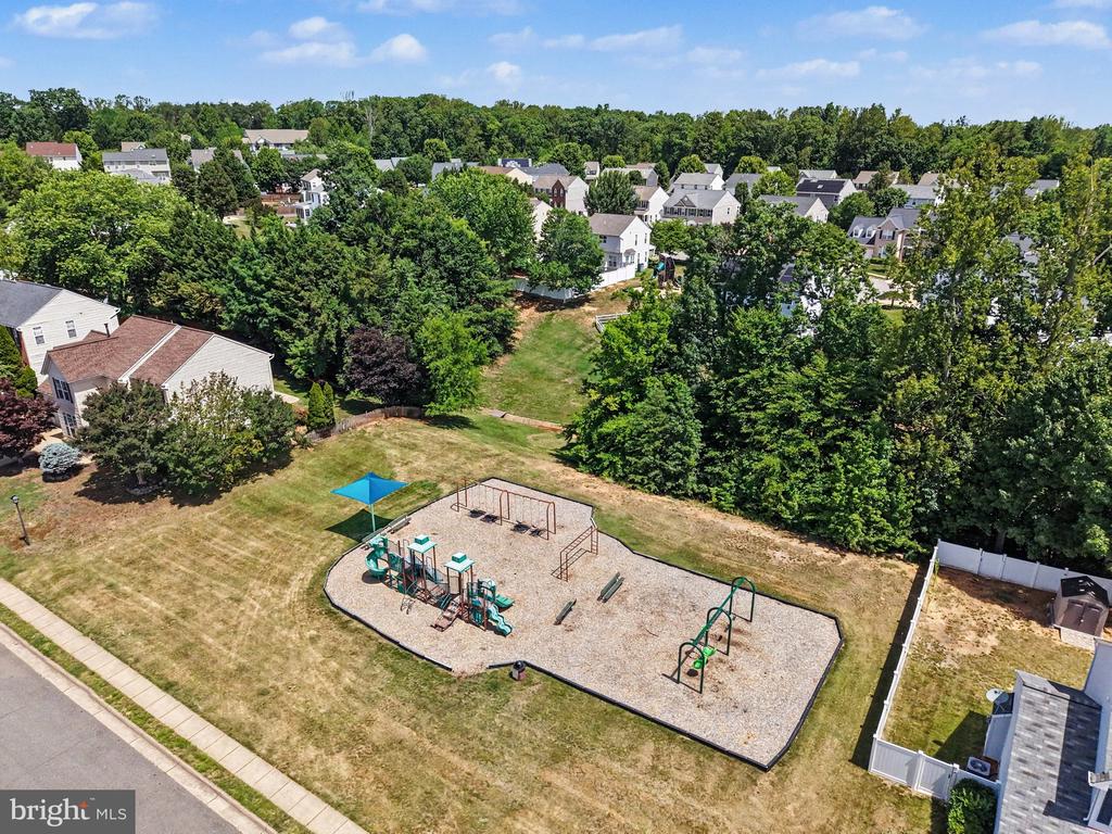 48 NEWBURY DRIVE