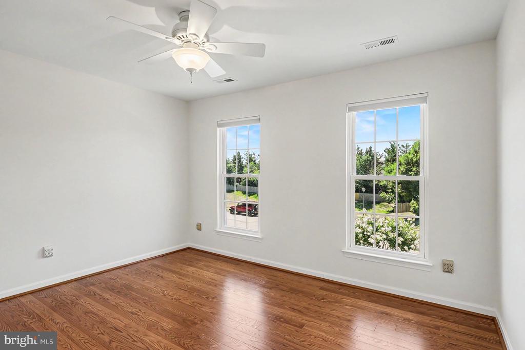 48 NEWBURY DRIVE