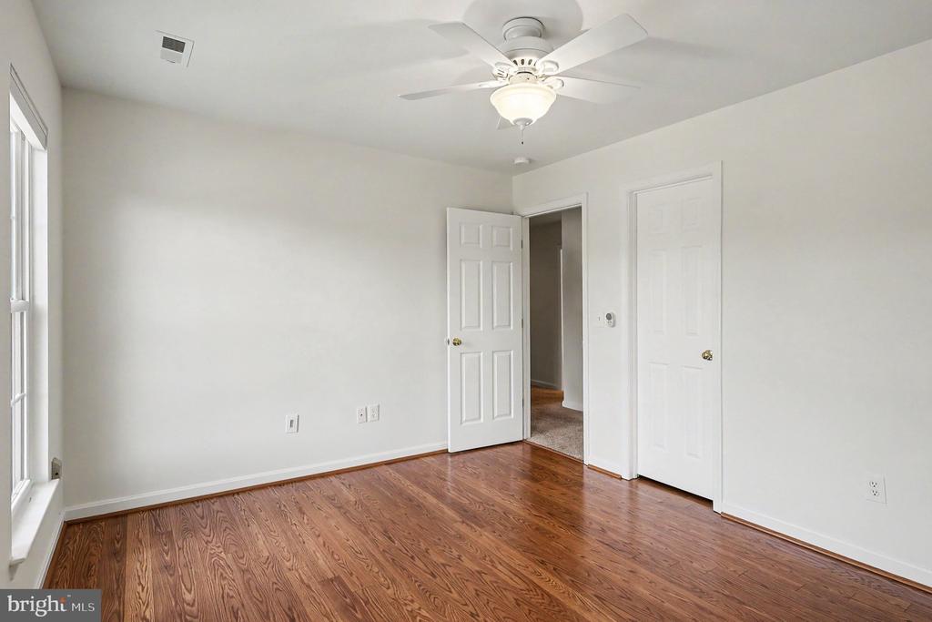 48 NEWBURY DRIVE