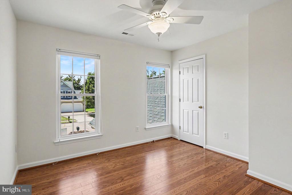 48 NEWBURY DRIVE