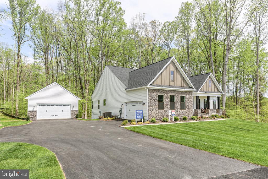 188 HAMPSTEAD FARM LANE