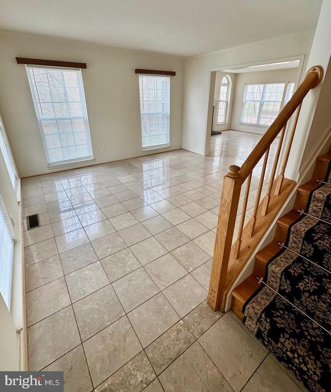3222 TITANIC DRIVE