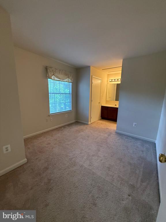 106 WIND RIDGE DRIVE