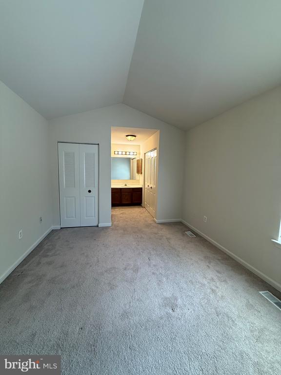 106 WIND RIDGE DRIVE