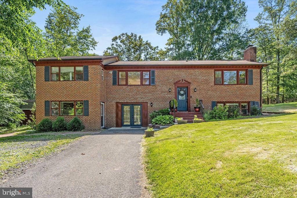 5 SERENE COURT