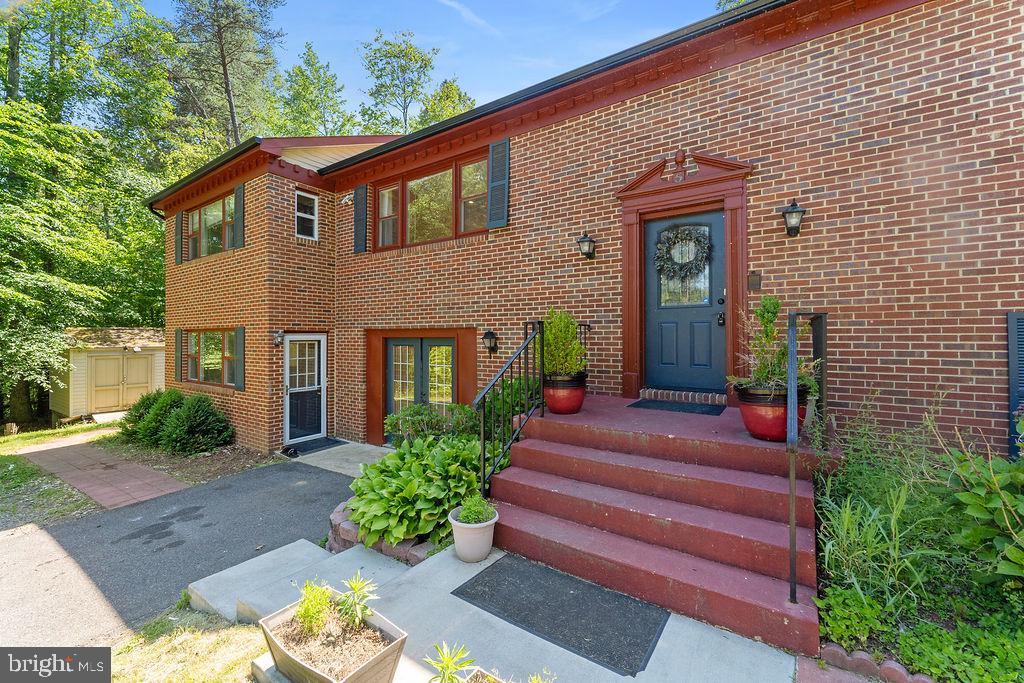 5 SERENE COURT