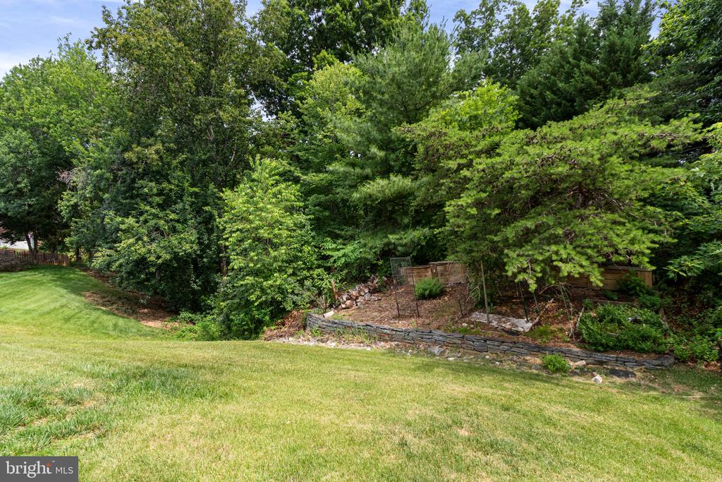 19 PURITAN PLACE
