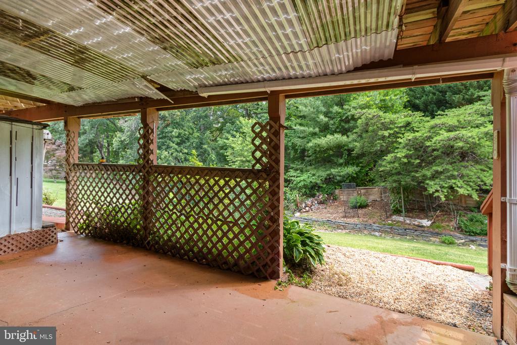 19 PURITAN PLACE