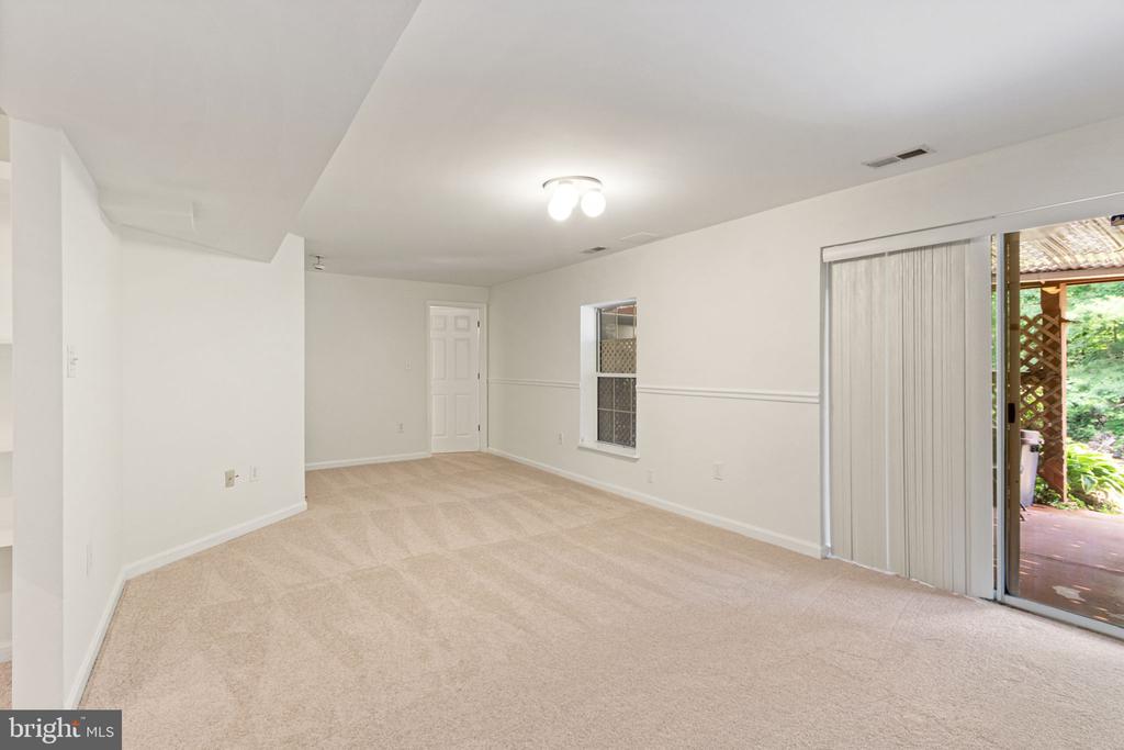 19 PURITAN PLACE