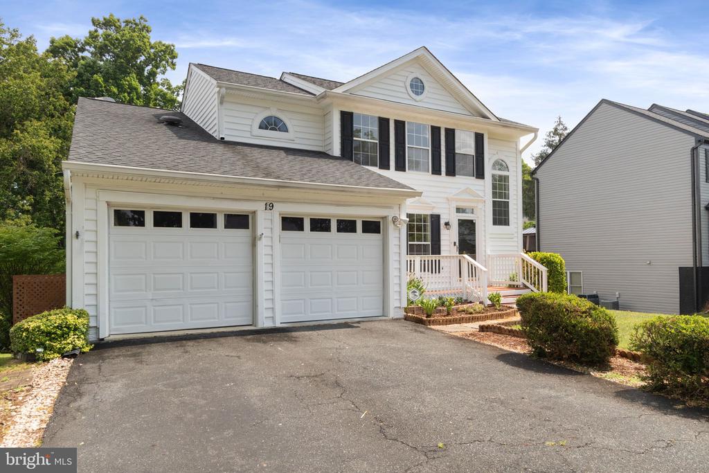 19 PURITAN PLACE