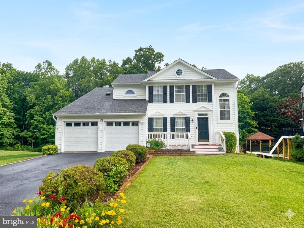 19 PURITAN PLACE