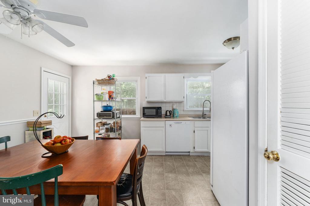 3 HILLCREST DRIVE