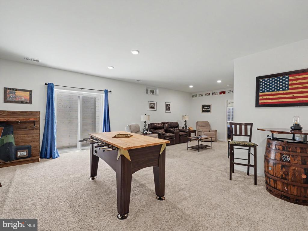 116 OLD OAKS COURT