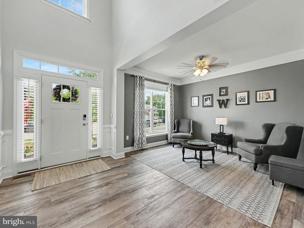 116 OLD OAKS COURT