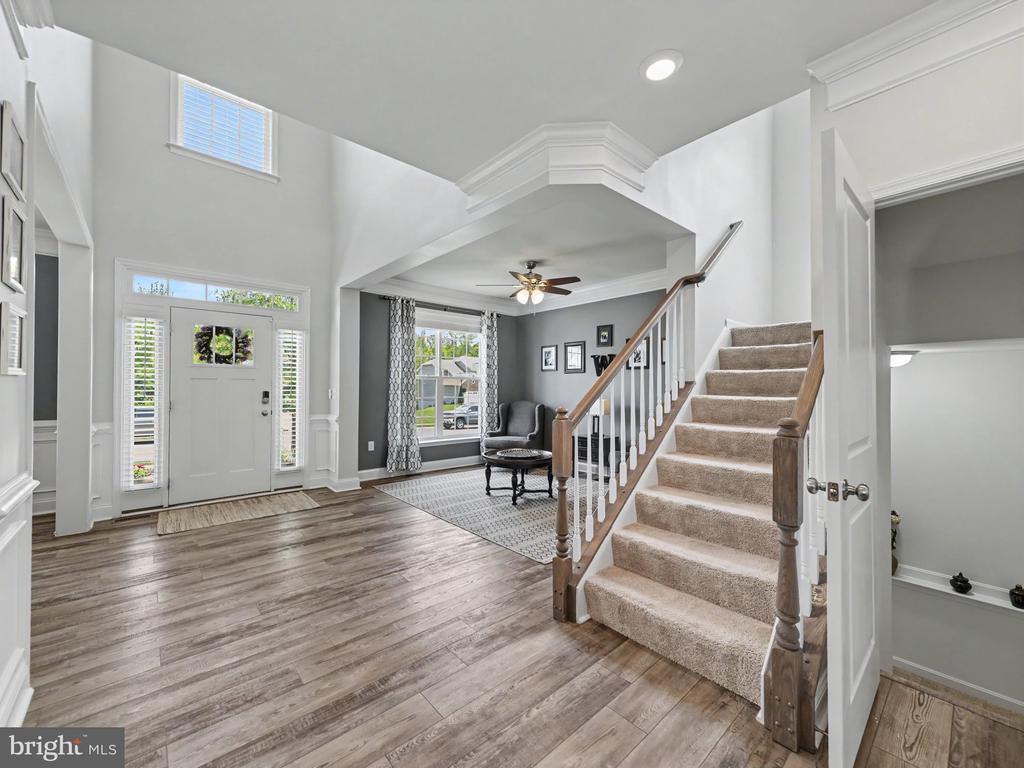 116 OLD OAKS COURT