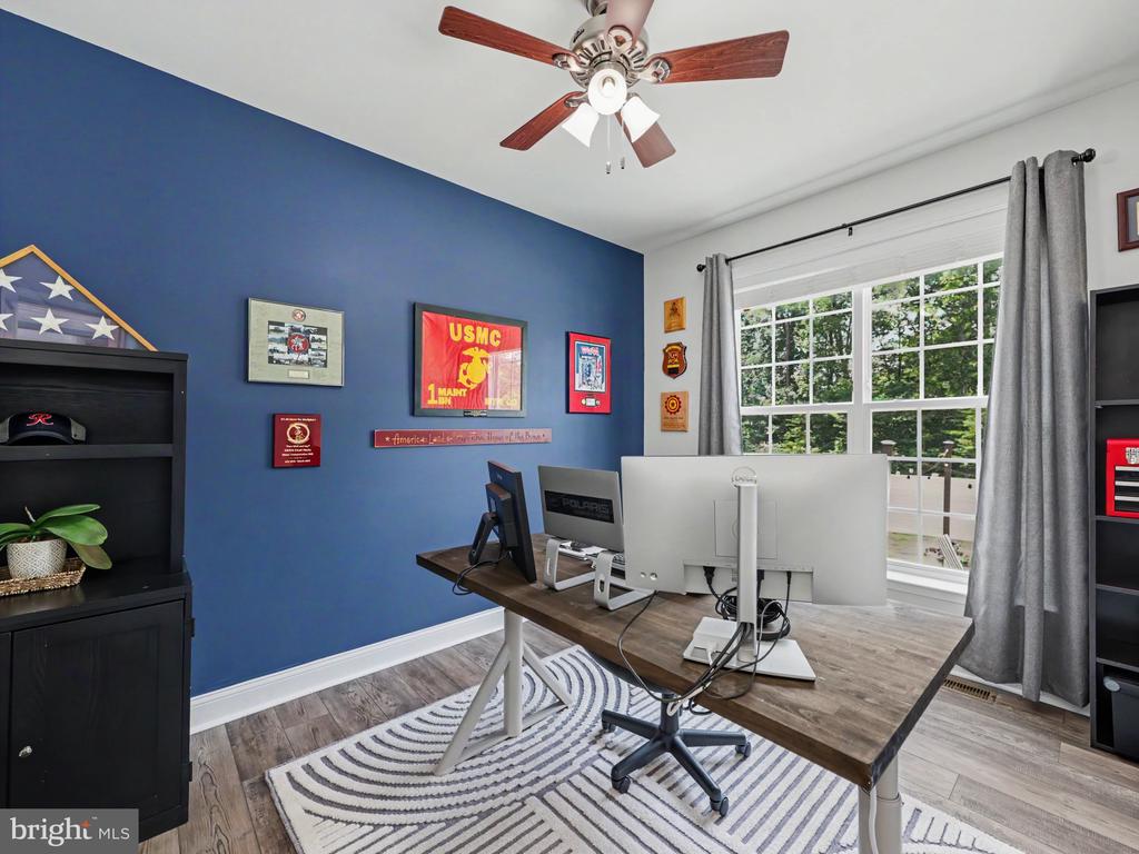 116 OLD OAKS COURT