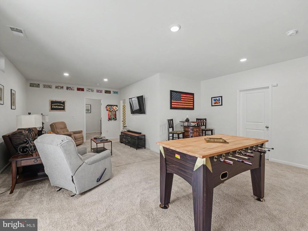 116 OLD OAKS COURT