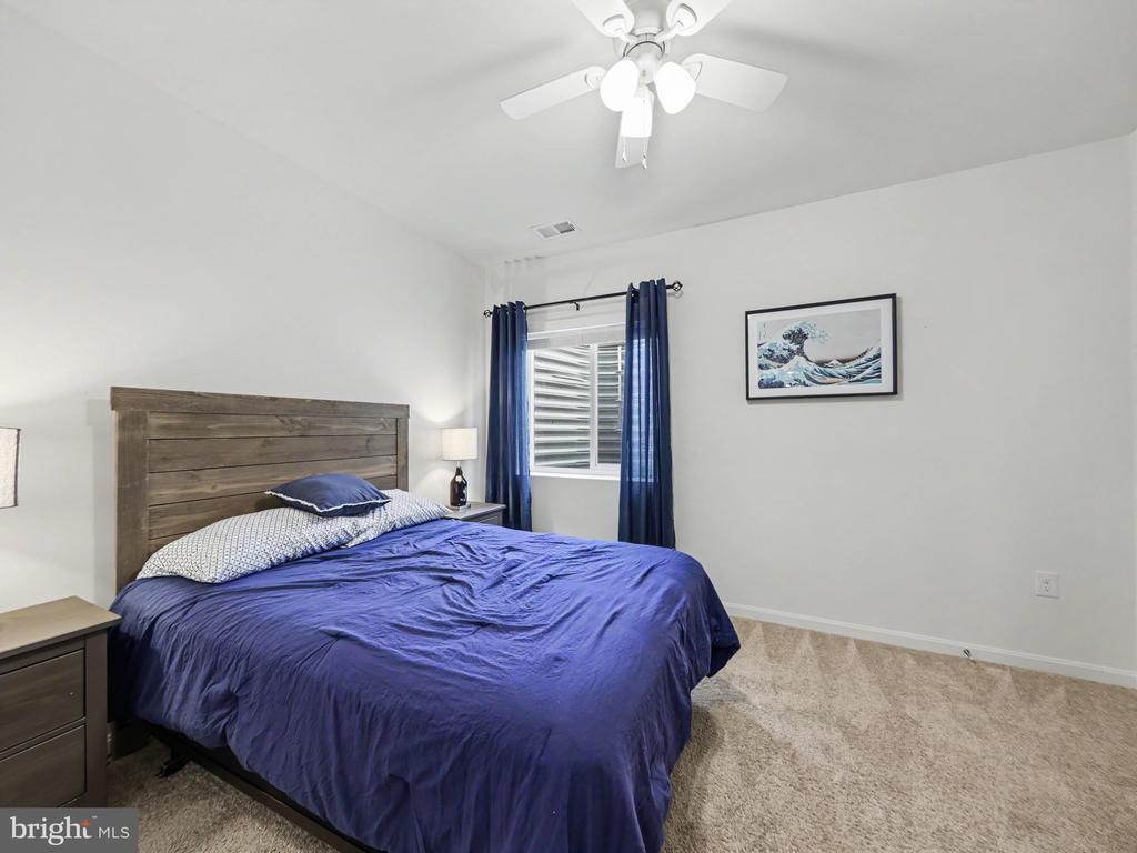 116 OLD OAKS COURT