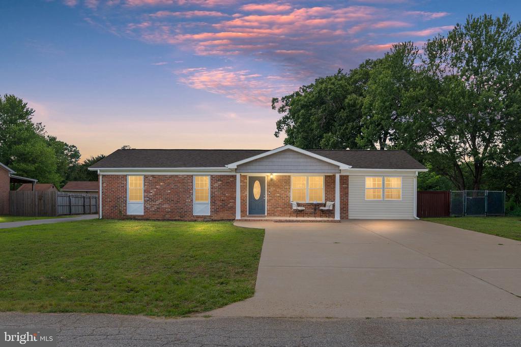 609 EDWARDS DRIVE