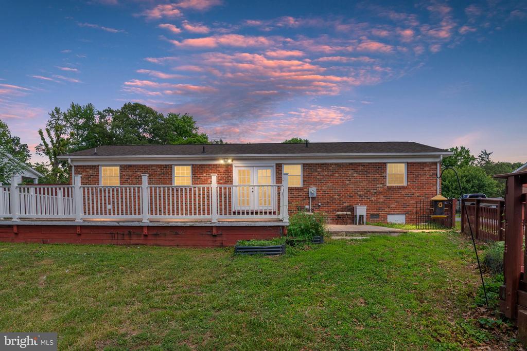 609 EDWARDS DRIVE