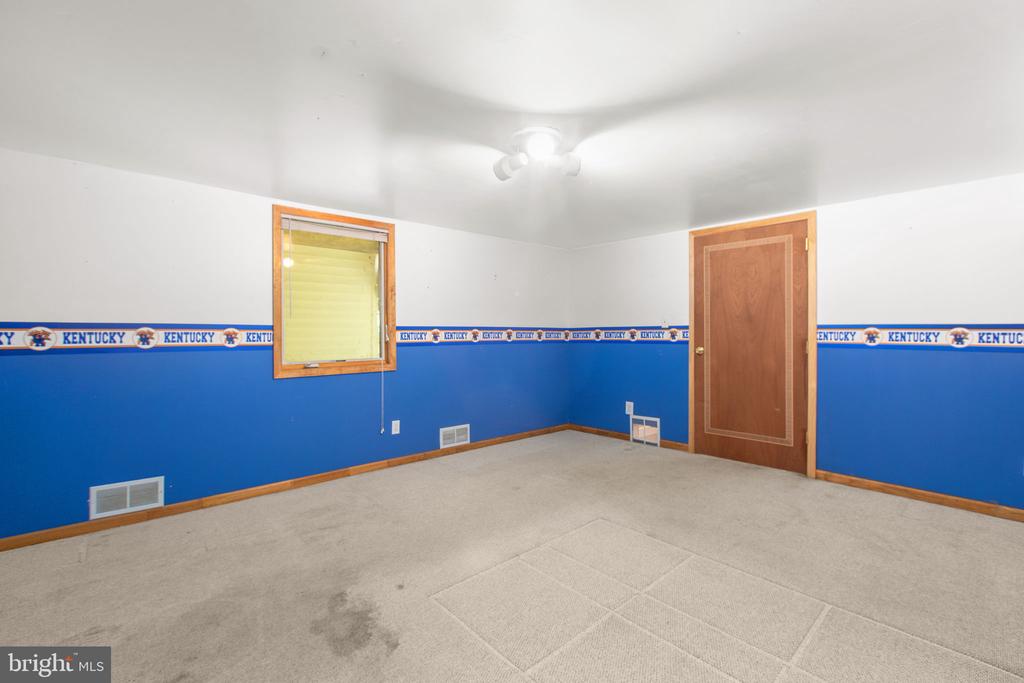 5 BALLANTRAE COURT