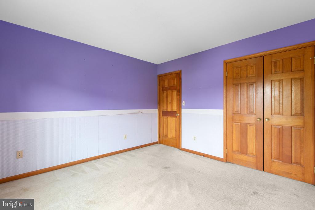 5 BALLANTRAE COURT