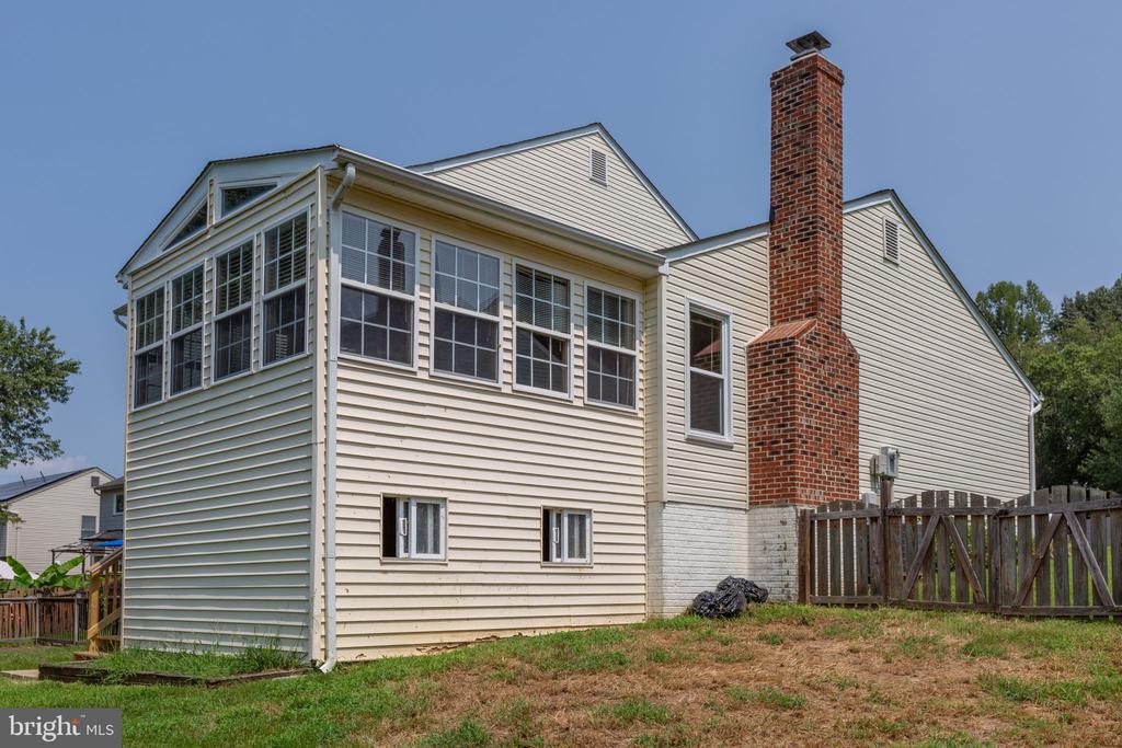 5 BALLANTRAE COURT