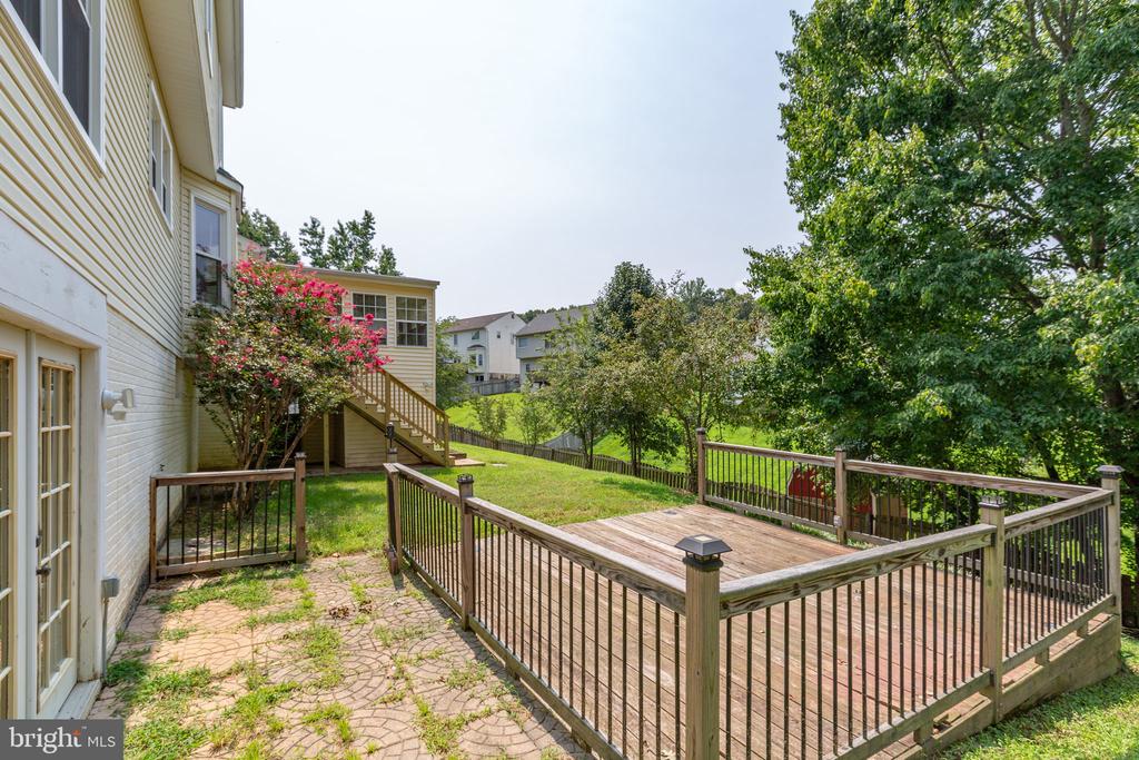 5 BALLANTRAE COURT