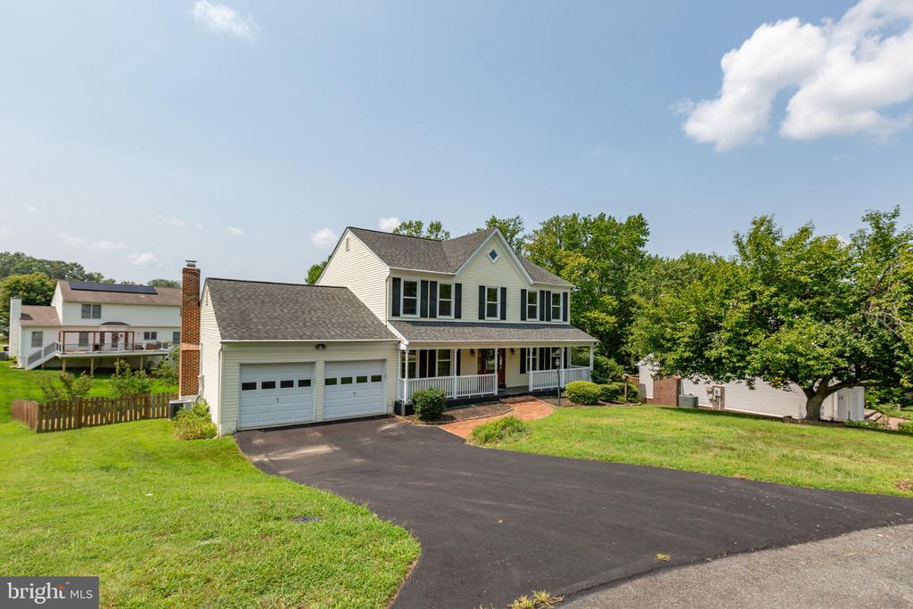 5 BALLANTRAE COURT