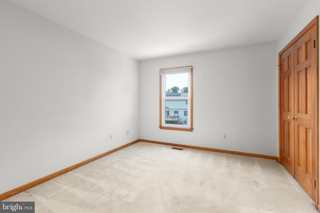 5 BALLANTRAE COURT