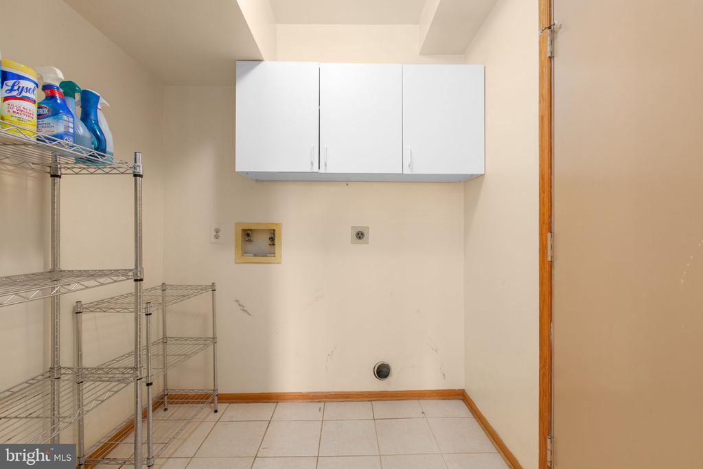 5 BALLANTRAE COURT
