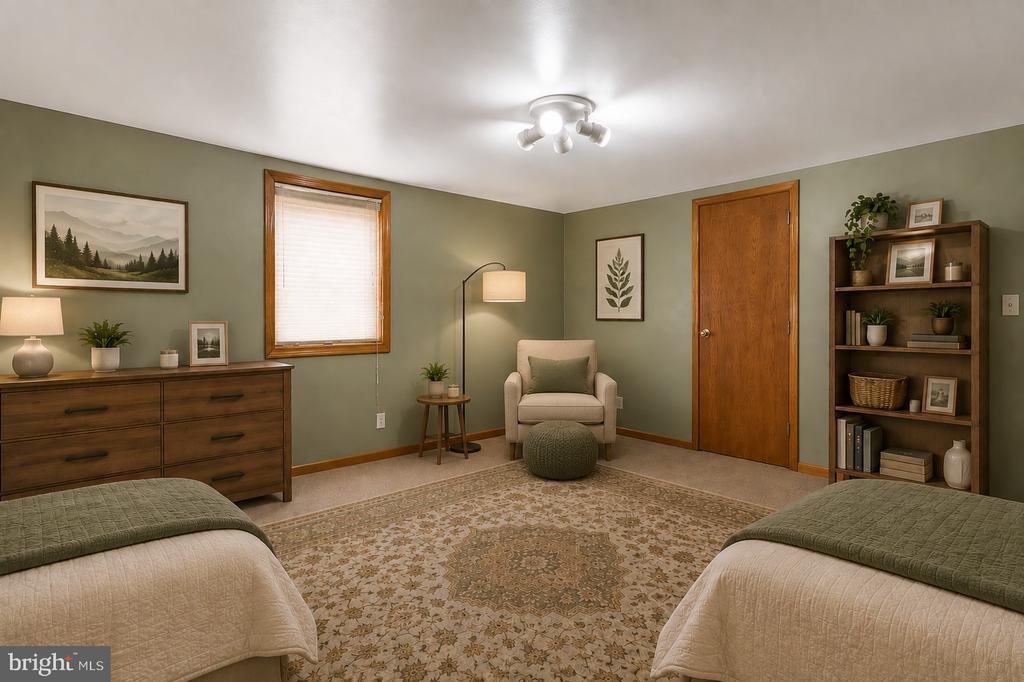 5 BALLANTRAE COURT
