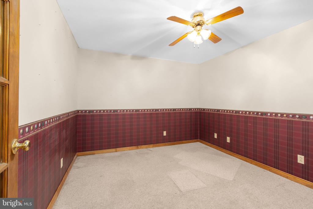 5 BALLANTRAE COURT