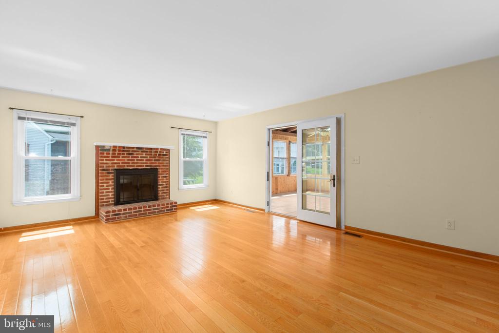 5 BALLANTRAE COURT