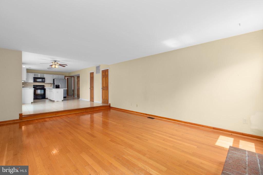 5 BALLANTRAE COURT